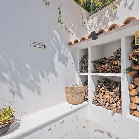 Дом отдыха Arhat Sitges *